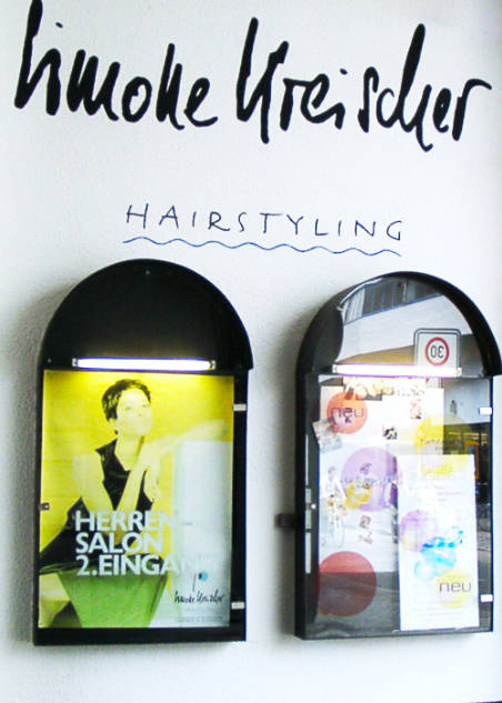 Schriftzug und Logo 3